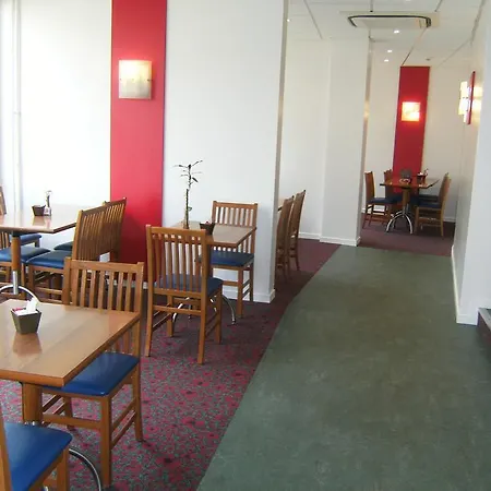 Ibis La Bocca 3*