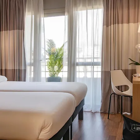 Ibis La Bocca فندق كان