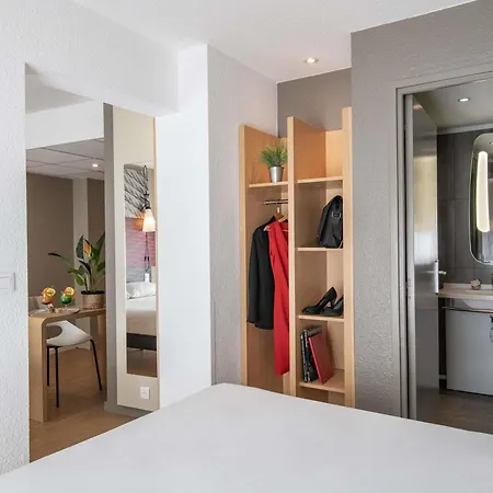 Szálloda Ibis La Bocca