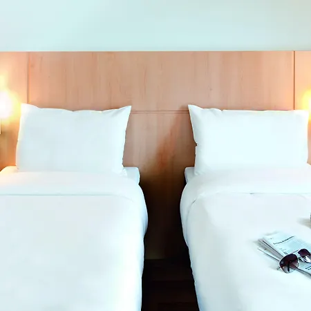 Ibis La Bocca カンヌ