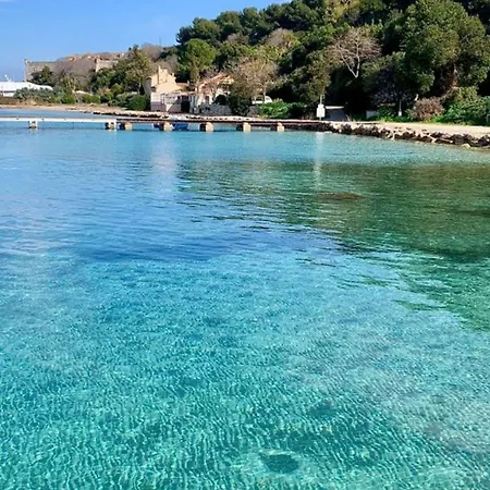 Ibis La Bocca Szálloda