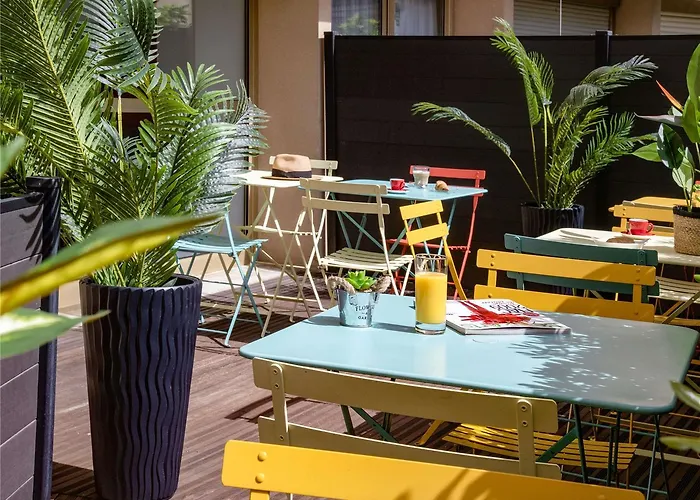 Ibis La Bocca Hotel 3*