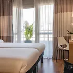 Ibis 칸 플라주 라 보카 호텔 칸느